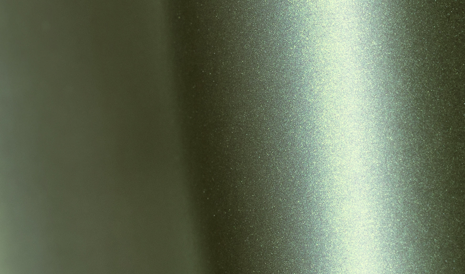 MATTE METALLIC MOSS GREEN